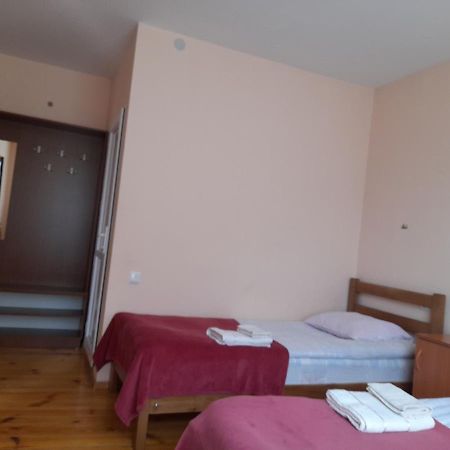 Kera Guest House Kazbegi Luaran gambar