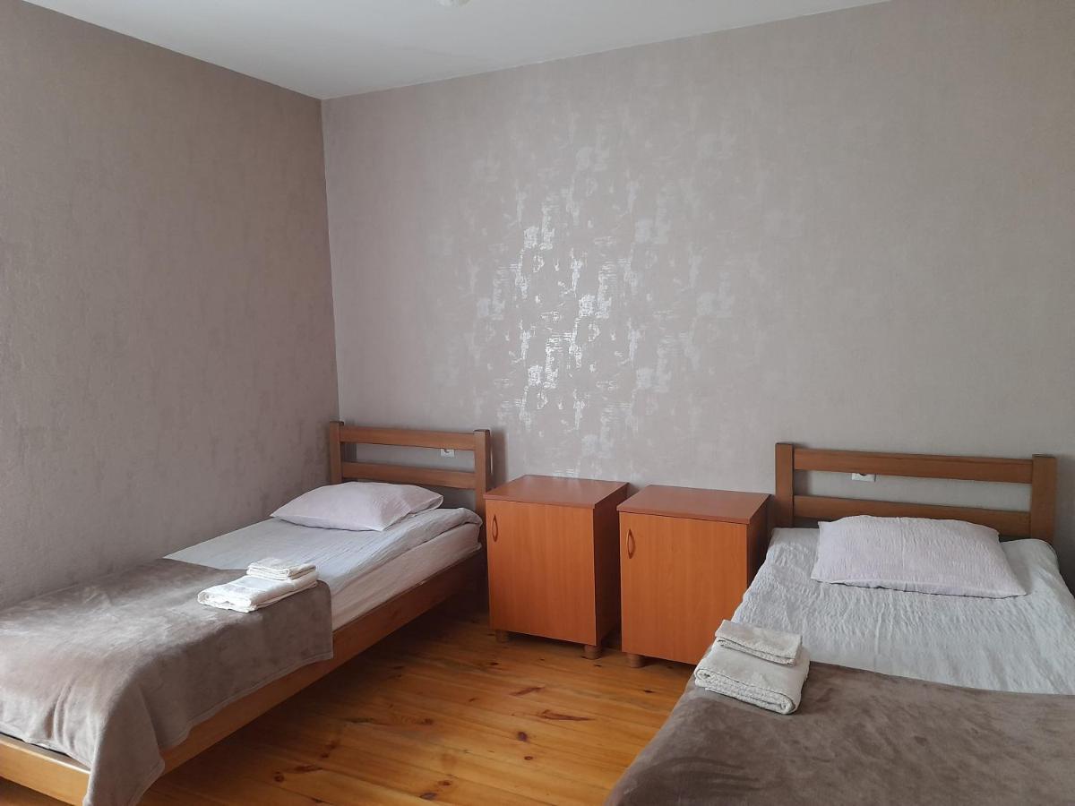 Kera Guest House Kazbegi Luaran gambar