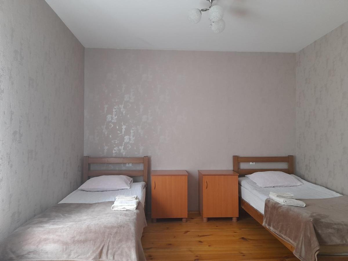 Kera Guest House Kazbegi Luaran gambar