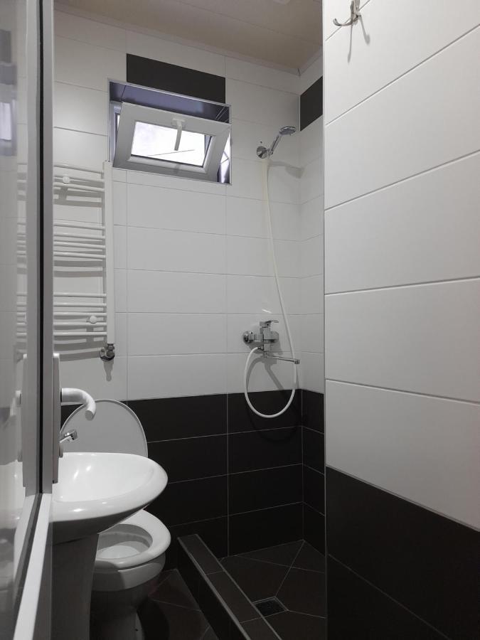 Kera Guest House Kazbegi Luaran gambar